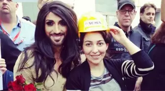 Erdoğan'ı Protesto Mitinginde Conchita Wurst Muamması