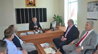 AK Parti Ziyaretlere Devam Ediyor