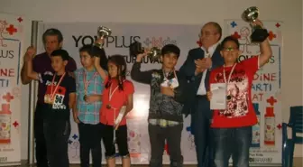 Gkv'liler Youplus Kıds Satranç Turnuvasında Şampiyon Oldu