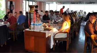 Beşiktaş'ta Şampiyon Hentbolculara Kutlama Yemeği