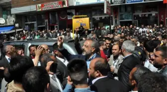 Yıldırım'ı Protesto Eden BDP'lileri, Sakık Sakinleştirdi