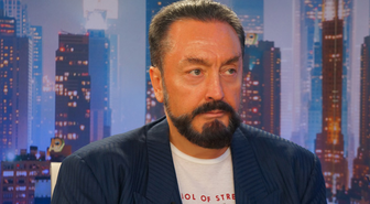 Adnan Oktar Neden Evlenmediğini Açıkladı