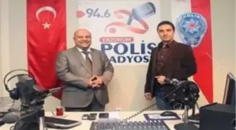 Prof. Dr. Erdoğan, Polis Radyosu'na Konuk Oldu