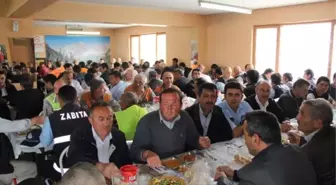 Gerede'de Belediye Personeli Başkanla Yemekte Buluştu