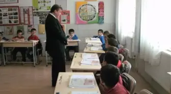 Korkuteli Kaymakamı Karahan, Okul Ziyaretinde