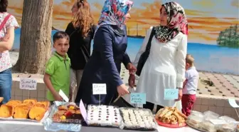 Öğrenci Velilerinden Örnek Davranış