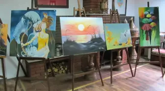 Turhal'da Resim Sergisi Açıldı