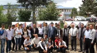 Bingöl'de Öğrenciler Resim Sergisi Açtı