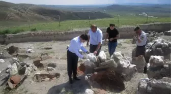 Kaymakam Gümüşçüoğlu'ndan Resuloğlu Örenyerini Ziyaret