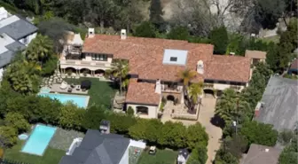 Miley Cyrus'un Evi Soyuldu