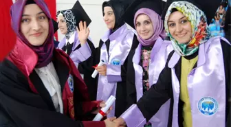 Kmü Edebiyat Fakültesi'nde Mezuniyet Töreni