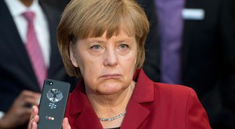 Alman Vekil, Joker Hakkı Olarak Merkel'i Aradı