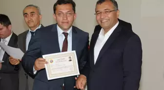 Vali Çiftçi, Milli Eğitim Personeline Başarı Belgelerini Verdi