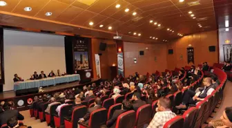 Ahlat'ta 'Arap Harfli Yazıtlar ve Ahlat Mezar Taşları Çalıştayı'
