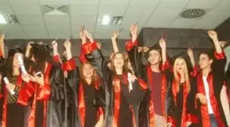 Burhaniye'de 160 Liseli İçin Mezuniyet Töreni