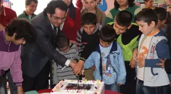 Divriği Kaymakamı Kaya'dan Özel Eğitim Sınıfına Ziyaret