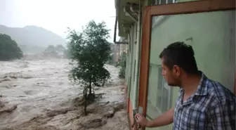 Zonguldak'ta Sel Hayatı Olumsuz Etkiledi