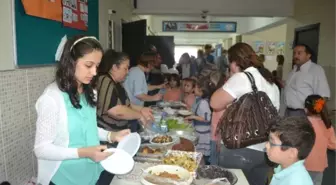 İlkokul Öğrencileri Açtıkları Stantlarla Çevre Bilincine Dikkat Çektiler