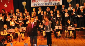 Nazilli Halk Eğitim Tsm Korosundan Canlı Konser