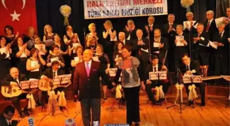 Nazilli Halk Eğitim Tsm Korosundan Canlı Konser