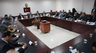 Vali Tuna ve Beraberindeki Heyet Çanakkale'de