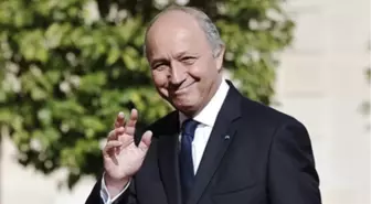 Fransa Dışişleri Bakanı Fabius Cezayir'de