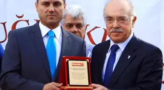 Yunan Belediye Başkanına Onur Ödülü