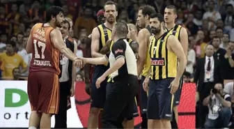 Fenerbahçeli Taraftarlar, 'Koyduk mu?' Yazısına Sinirlendi