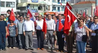 Ayvalık'ta Türk Bayrağına Saygı Mitingi