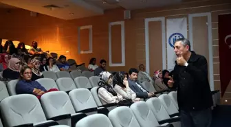 Enine Boyuna Fotoğraf ve Fotoğraf Okuma' Söyleşisi