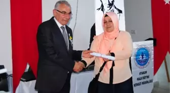 Kursiyerlerden Yıl Sonu Sergisi