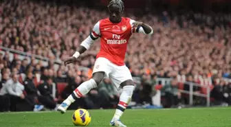 Bacary Sagna Resmen Manchester City'de