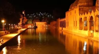 Balıklıgöl Geceleri Bir Başka Güzel