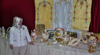 Kız Meslek Lisesi Geri Kazanılan Ev Eşyaları Sergisi Açtı