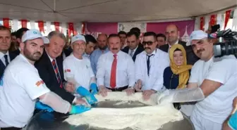 Üsküp'te Pişmaniye Çoşkusu