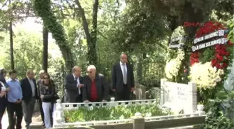 Beşiktaş Eski Başkanı Mehmet Üstünkaya Kabri Başında Anıldı
