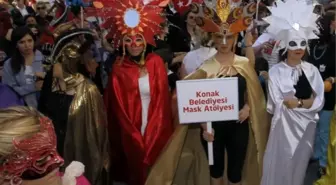 Konak'ta Sokaklar Sahne Oldu