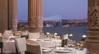 Çırağan Palace Kempinski'de Boğaz'a Nazır İftar
