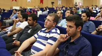 Mşü'de 'Bilgi Çağında Eğitim ve Akademisyenler' Konferansı