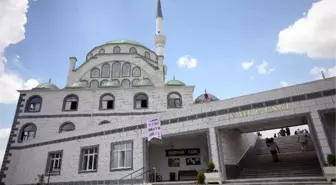 Hz. Ebubekir Camii İbadete Açıldı