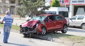 Samsun'da Trafik Kazası: 3 Yaralı