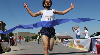 Yunus Emre Koç 3. Anma Yol Koşusu ve Yarı Maratonu