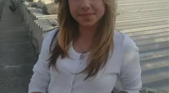 15 Yaşındaki Kız Yatağında Ölü Bulundu