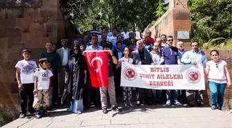 Bitlis Şehit Aileleri Derneği'inin Ahlat Ziyareti