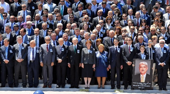 Milletvekili Sökmenoğlu'na TBMM'de Tören