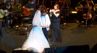Antalya'da Konser Veren Ünlü Sanatçı Sezen Aksu, Şarkı ve Esprileriyle Hayranlarına Güzel Bir Gece...