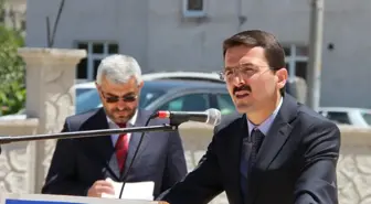 Fatih Camisi İbadete Açıldı