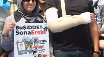 Sağlık Çalışanlarından Şiddete Alkışlı Protesto