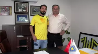 Kaptan Zafer Çevik Bucaspor'da Kaldı