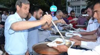 Protokol İftarı Vatandaşlarla Birlikte Yaptı